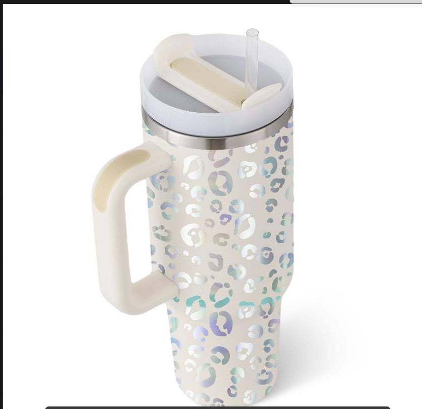 40 Oz Insulated Tumbler – Spill-Proof, Stylish & Travel-Ready!